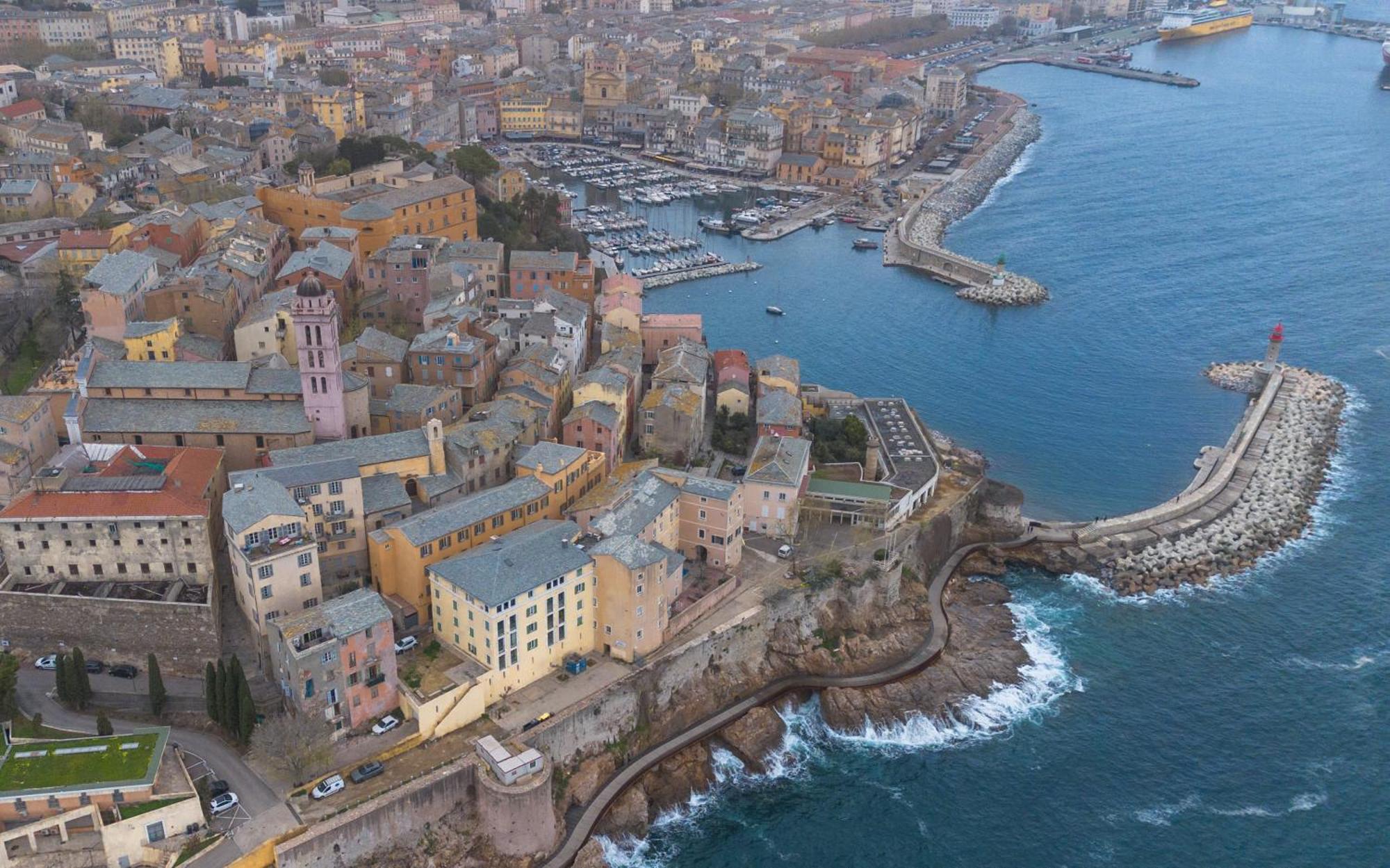 A CASA DIVINA au coeur de la Citadelle Lejlighed Bastia  Eksteriør billede